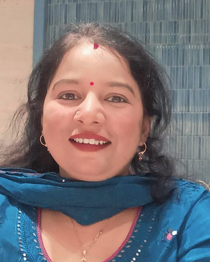 Nupur — astrology, tarot and Vastu consultant